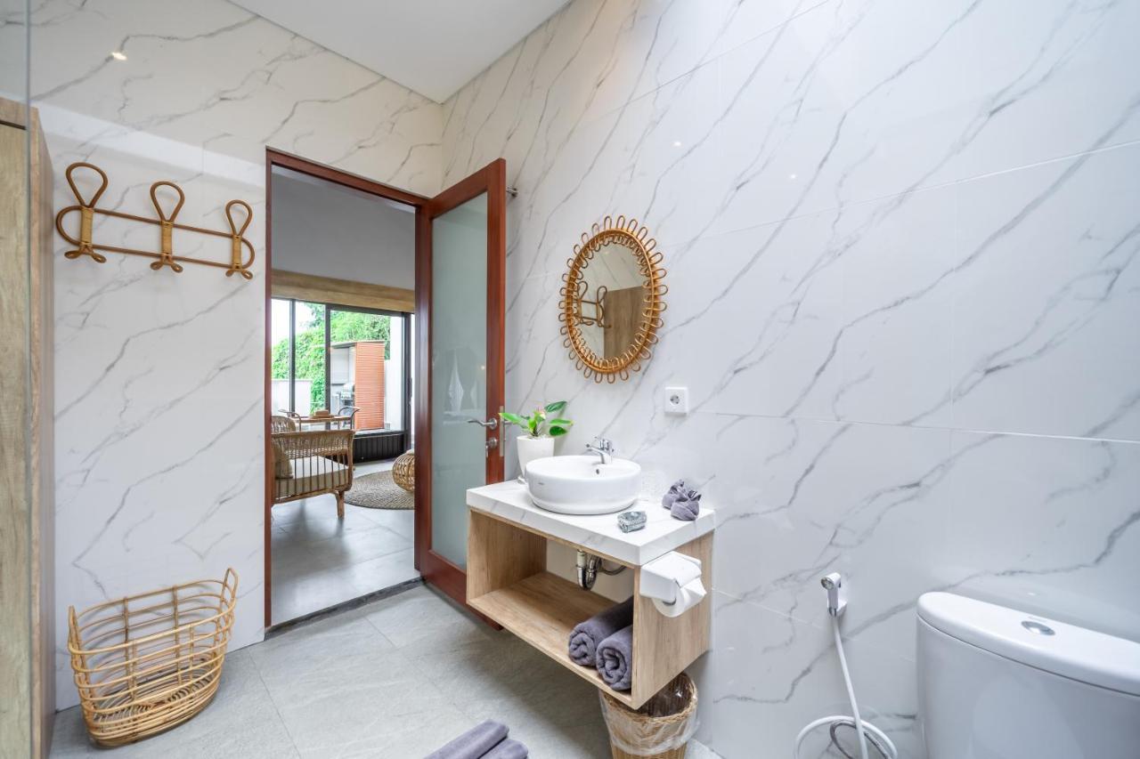 Kulta Villa Bali Munggu Esterno foto